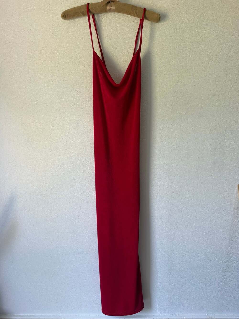 3/30 Red Sparkly Spaghetti Strap Cowl Neck Slinky 90s Romcom Long Dress Sz Large